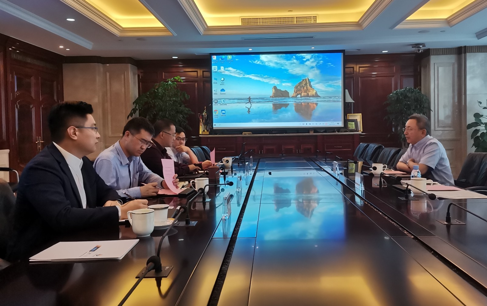 热联走访.jpg 热联走访.jpg