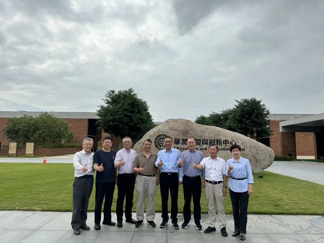 bae7c76ac3640a584e697a2e6f075036.jpg bae7c76ac3640a584e697a2e6f075036.jpg