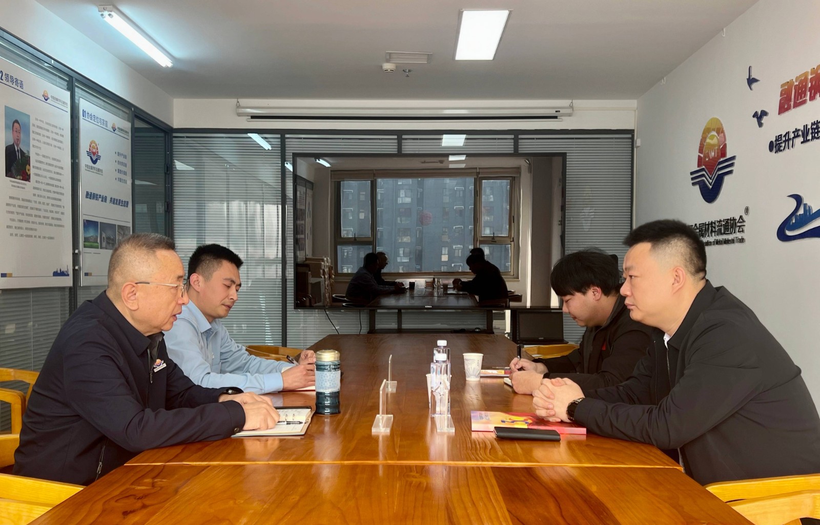 标准(1).jpg 标准(1).jpg